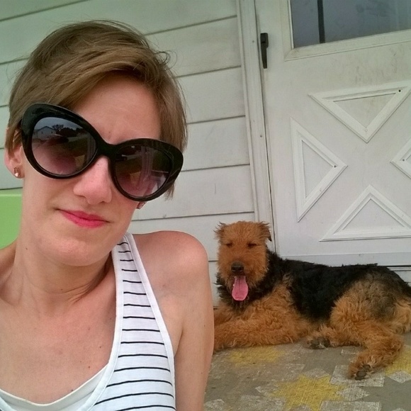 Meet your Posher, Bethany - Picture 1 of 12